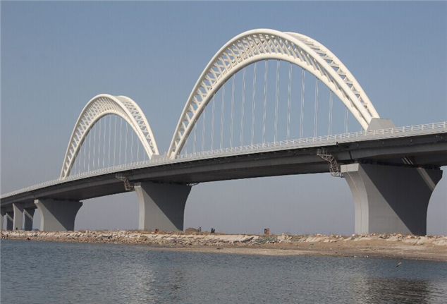 曹妃甸西通高架桥（2012年8月）