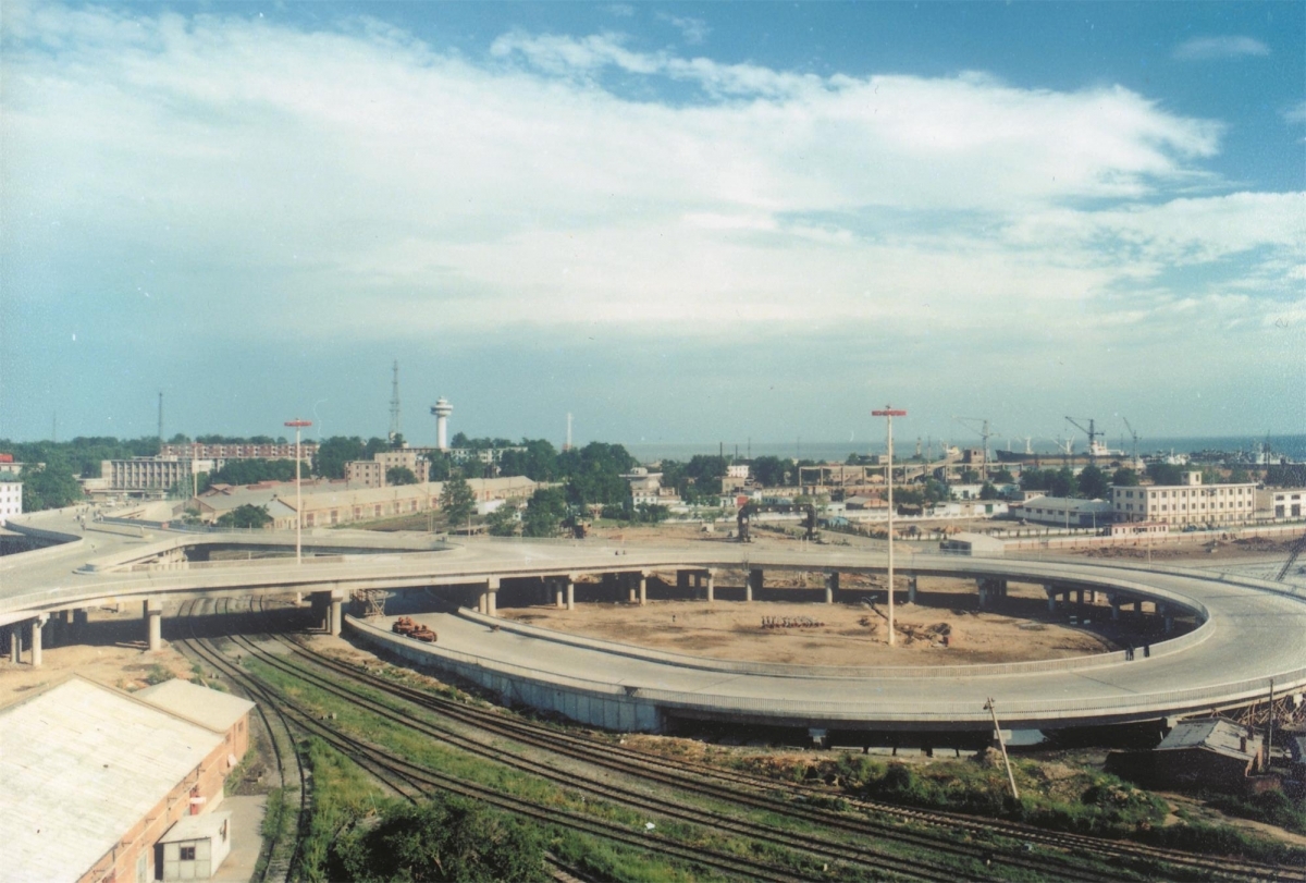 秦皇岛南山立交桥（1990年5月）