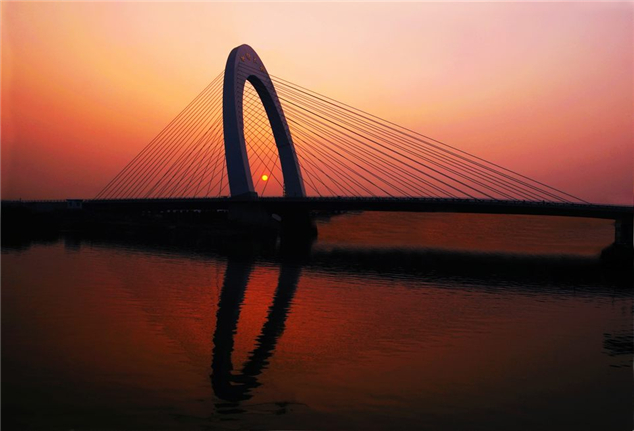 江苏南通世纪大桥（2007年10月）