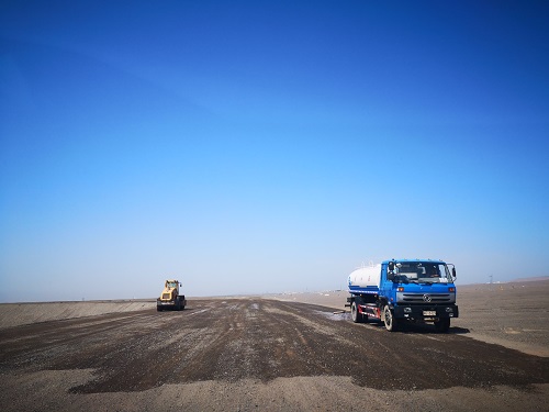 新能源试验场直线性能路火热建设中2.jpg